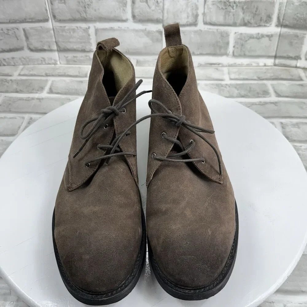 Banana Republic Men's Size 11.5 Brown Suede Distressed Chukka Ankle Boots
